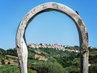 41-1 Una porta su Macchia